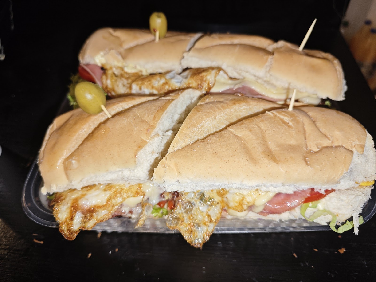 Platos servidos en La Parrillita